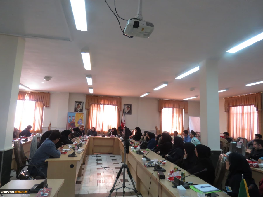 کارگاه آموزش کاربرد قصه گویی و یادگیری لذت بخش  2