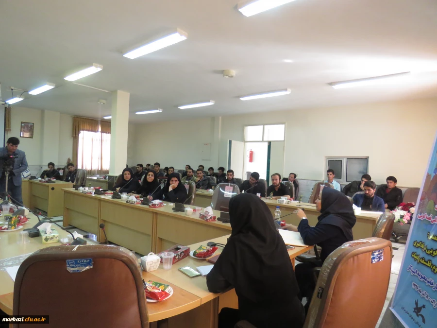 کارگاه آموزش کاربرد قصه گویی و یادگیری لذت بخش  4