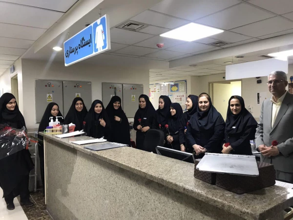 با حضور مسئولان و دانشجومعلمان پردیس زینب کبری (س) استان مرکزی انجام شد.  2