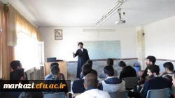 برگزاری دوره معارف قرآن،نماز و مهدویت (طرح معراج) در پردیس های استان مرکزی 2
