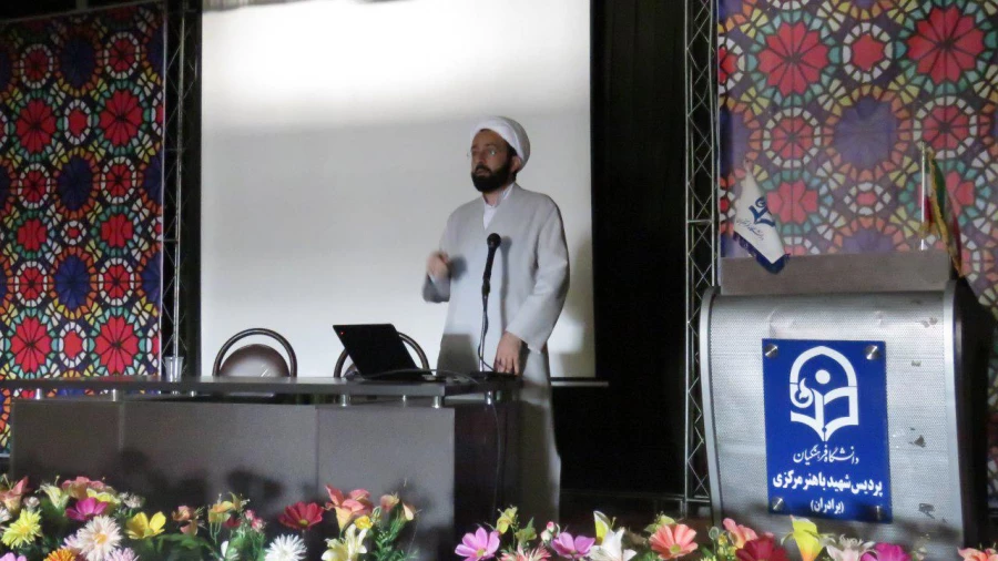 برگزاری دوره معارف قرآن،نماز و مهدویت (طرح معراج) در پردیس های استان مرکزی 2