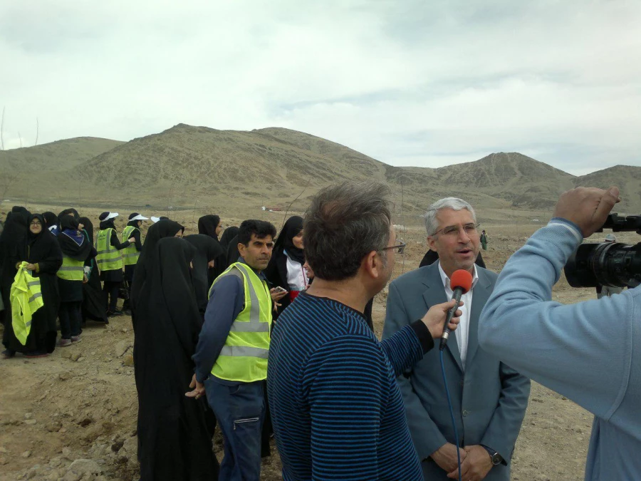 حضور دانشجومعلمان دانشگاه فرهنگیان پردیس زینب کبری (س) در همایش روز درختکاری  2