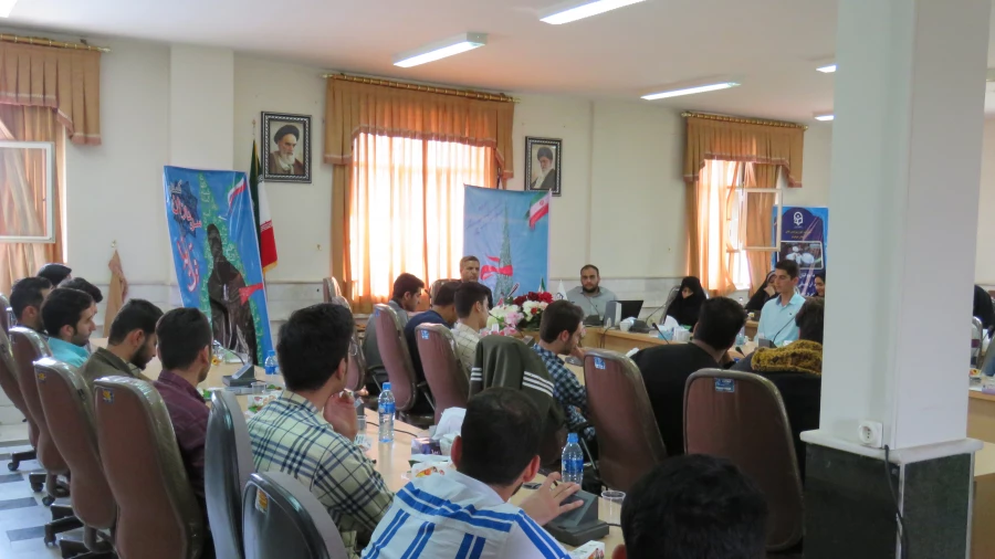 نشست روشنگری ،بصیرتی با محوریت سربازان گمنام امام زمان (عج)  2