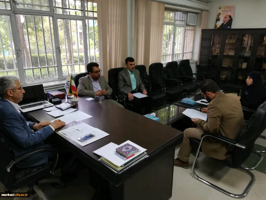 در نشست مشترک مدیریت دانشگاه فرهنگیان استان مرکزی و موسسه بینش مطهر مطرح شد: 2