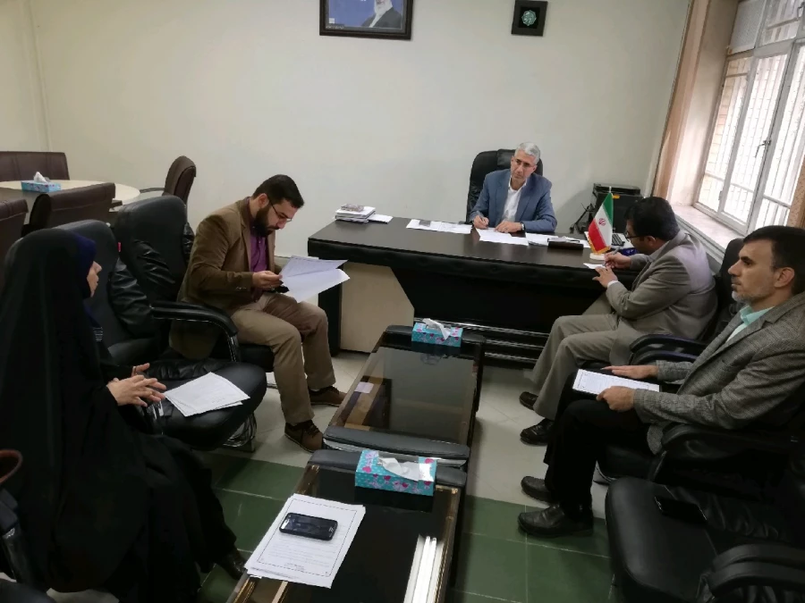 در نشست مشترک مدیریت دانشگاه فرهنگیان استان مرکزی و موسسه بینش مطهر مطرح شد: 3