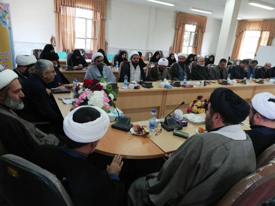 تکریم و معارفه مسئول نهاد نمایندگی مقام معظم رهبری در دانشگاه فرهنگیان استان مرکزی 3