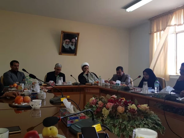 دکتر زهرا عسکری به سرپرستی پردیس حضرت زینب کبری (س) اراک منصوب شد. 2