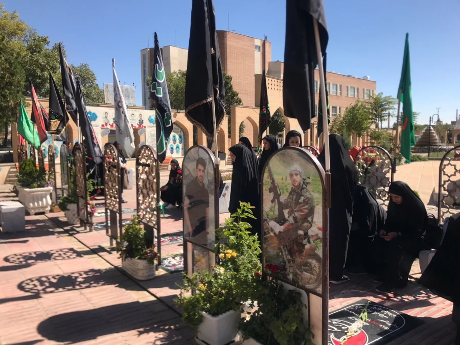 تجدید میثاق کارکنان و دانشجویان دانشگاه فرهنگیان استان مرکزی با شهدای انقلاب اسلامی و دفاع مقدس 5