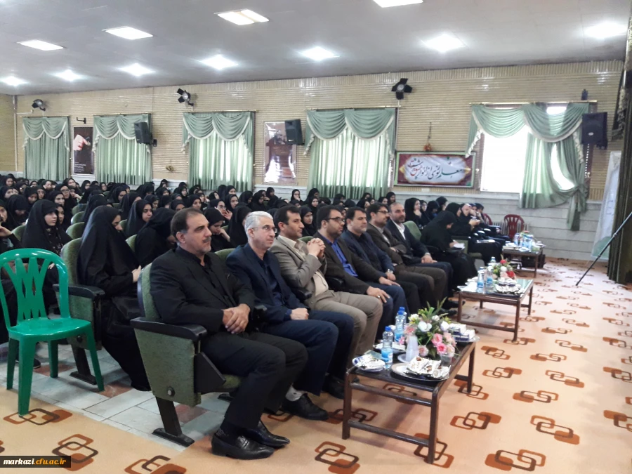 مراسم استقبال از نو دانشجو معلمان دانشگاه فرهنگیان استان مرکزی برگزار شد 7