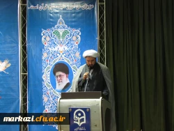 برگزاری محفل انس با قرآن در دانشگاه فرهنگیان استان مرکزی 4