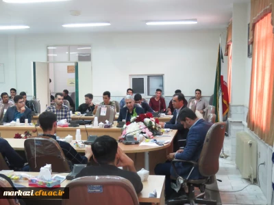 به مناسبت هفته بهداشت و روان درپردیس شهید باهنر مرکزی برگزار شد

کارگاه نقش نشاط و شادی در سلامت روان جوانان