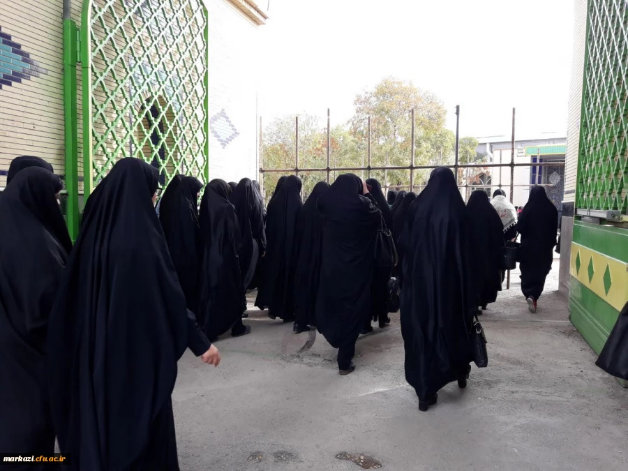 حضور باشکوه مسئولان، استادان و دانشجو معلمان دانشگاه فرهنگیان استان مرکزی در راهپیمایی ۱۳ آبان 5