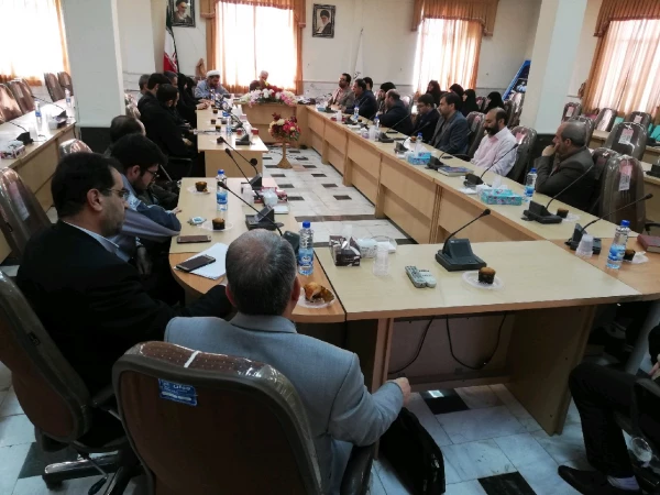 جلسه معارفه معاون هماهنگی مدیریت امور پردیس های استان مرکزی برگزار شد. 5