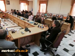 جلسه معارفه معاون هماهنگی مدیریت امور پردیس های استان مرکزی برگزار شد. 7