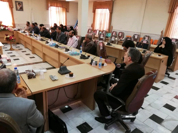 جلسه معارفه معاون هماهنگی مدیریت امور پردیس های استان مرکزی برگزار شد. 7