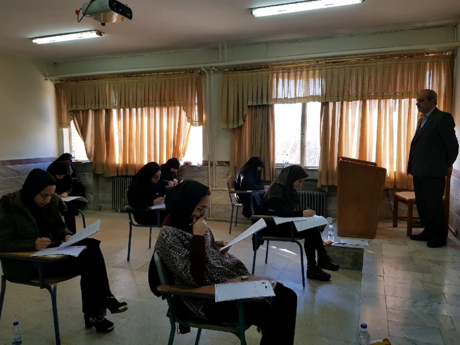 آزمون جبرانی اصلح در پردیس شهید باهنر استان مرکزی برگزار شد 11