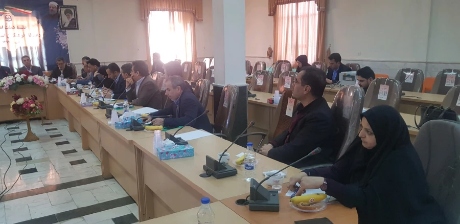 با حضور رییس دانشگاه فرهنگیان برگزار شد 
جلسه هیأت امنا دانشگاه فرهنگیان استان مرکزی
 3