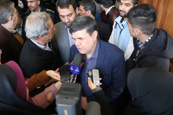 حضور دکتر خنیفردر دانشگاه فرهنگیان استان مرکزی و مراسم نکوداشت یکصدمین سال تربیت معلم 68