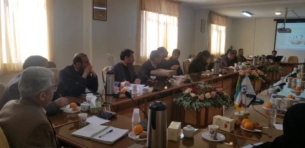 به همت حوزه نظارت و ارزیابی دانشگاه فرهنگیان استان مرکزی برگزار شد
کارگاه اخلاق حرفه ای با تأکید بر آموزه های اسلامی 2