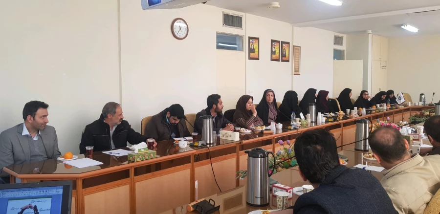 به همت حوزه نظارت و ارزیابی دانشگاه فرهنگیان استان مرکزی برگزار شد
کارگاه اخلاق حرفه ای با تأکید بر آموزه های اسلامی 2