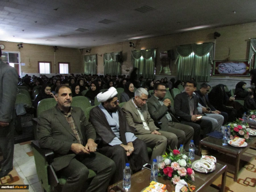 در دانشگاه فرهنگیان استان مرکزی برگزار شد
 سخنرانی TED 5