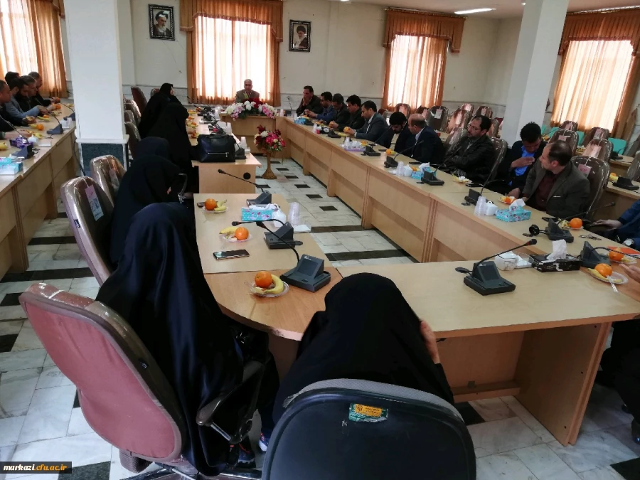 در دانشگاه فرهنگیان استان مرکزی برگزار شد

جلسه شورای اداری با محوریت همیاری و همدلی با سیل زدگان 2