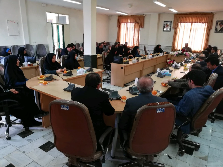 در دانشگاه فرهنگیان استان مرکزی برگزار شد

جلسه شورای اداری با محوریت همیاری و همدلی با سیل زدگان 3