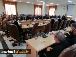 در دانشگاه فرهنگیان استان مرکزی برگزار شد

جلسه شورای اداری با محوریت همیاری و همدلی با سیل زدگان 4