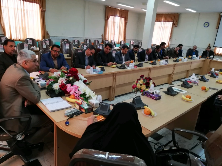 در دانشگاه فرهنگیان استان مرکزی برگزار شد

جلسه شورای اداری با محوریت همیاری و همدلی با سیل زدگان 6