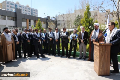 رییس دانشگاه فرهنگیان در تجمع حمایت از سپاه پاسداران عنوان کرد:

برای جانفشانی و حفظ کیان نظام مقدس آماده ایم و پشت سر سپاه حرکت خواهیم کرد