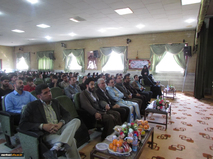 در دانشگاه فرهنگیان استان مرکزی برگزار شد

محفل نورانی انس با قرآن کریم
 2