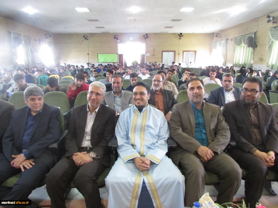 در دانشگاه فرهنگیان استان مرکزی برگزار شد

محفل نورانی انس با قرآن کریم
 2