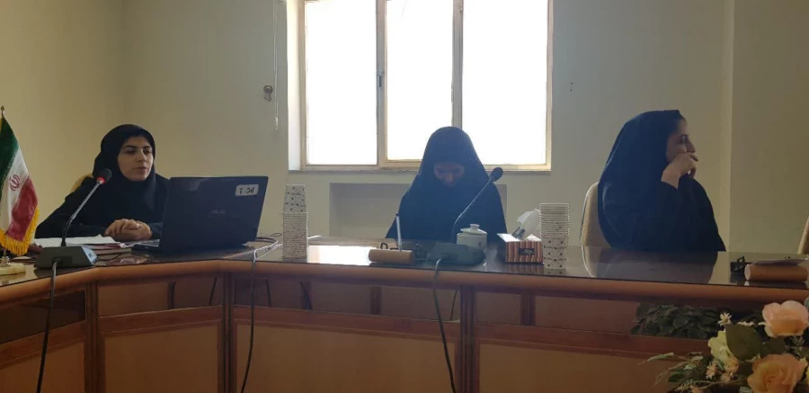 به همت حوزۀ دانشجویی پردیس زینب کبری (س) اراک برگزار شد

کارگاه تغذیه سالم با محوریت ماه مبارک رمضان  
 2