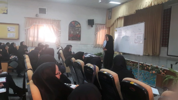 بازدید واحد نظارت مدیریت استان از فرآیند برگزاری دوره های فرهنگی ویژه مهارت آموزان 4