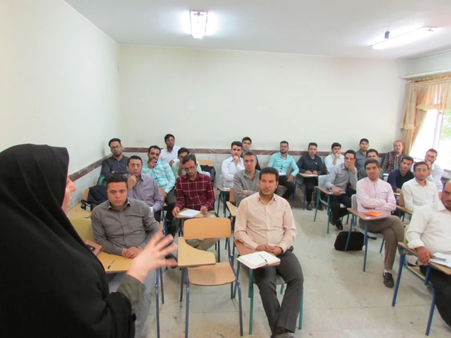 بازدید واحد نظارت مدیریت استان از فرآیند برگزاری دوره های فرهنگی ویژه مهارت آموزان 8