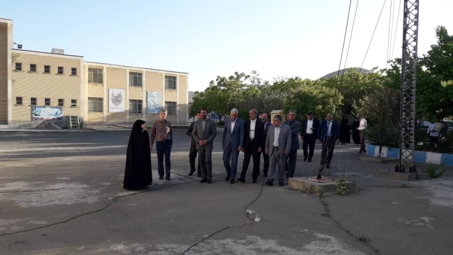 بازدید اعضای کمیسیون آموزش و تحقیقات مجلس شورای اسلامی از دانشگاه فرهنگیان اراک 12