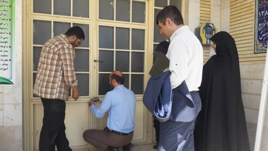 آزمون اصلح ویژه ی مهارت آموزان در پردیسهای استان مرکزی برگزار شد. 4