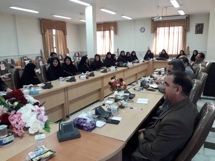 جلسه توجیهی عوامل اجرایی آزمون اصلح در دانشگاه فرهنگیان استان مرکزی برگزار شد 5