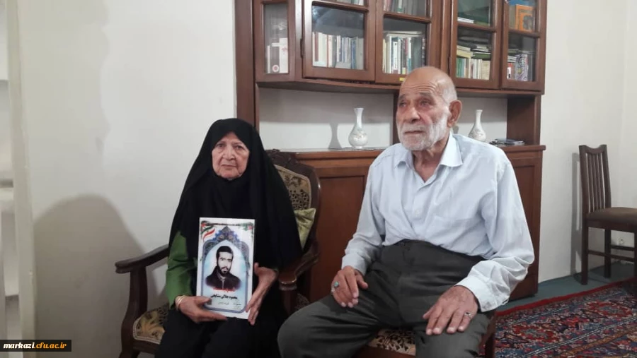 دیدار مدیر پردیس های استانی با خانواده معزز شهدای استان مرکزی 2