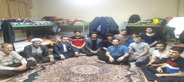 بازدید مسئولین از سراهای دانشجویی پردیس شهید باهنر مرکزی 2