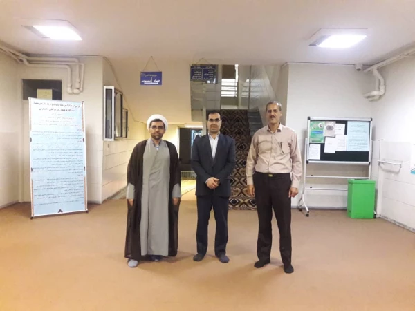 بازدید مسئولین از سراهای دانشجویی پردیس شهید باهنر مرکزی 3