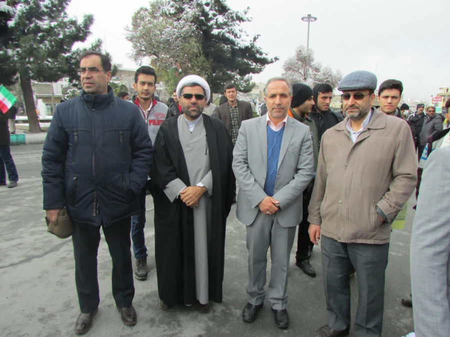 به روایت تصویر

 شرکت دانشجویان ، اساتید و کارکنان  دانشگاه فرهنگیان استان مرکزی درمراسم راهپیمایی میثاق باولایت   2