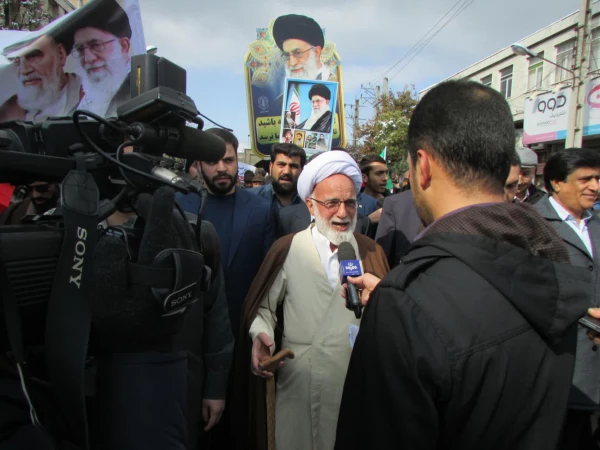 به روایت تصویر

 شرکت دانشجویان ، اساتید و کارکنان  دانشگاه فرهنگیان استان مرکزی درمراسم راهپیمایی میثاق باولایت   2