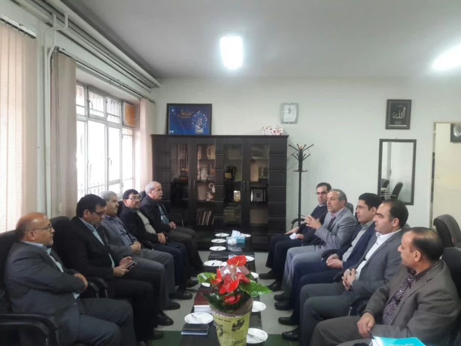 نشست تخصصی سرپرست سرپرست دانشگاه فرهنگیان استان مرکزی و معاونین اداره کل آموزش و پرورش 4