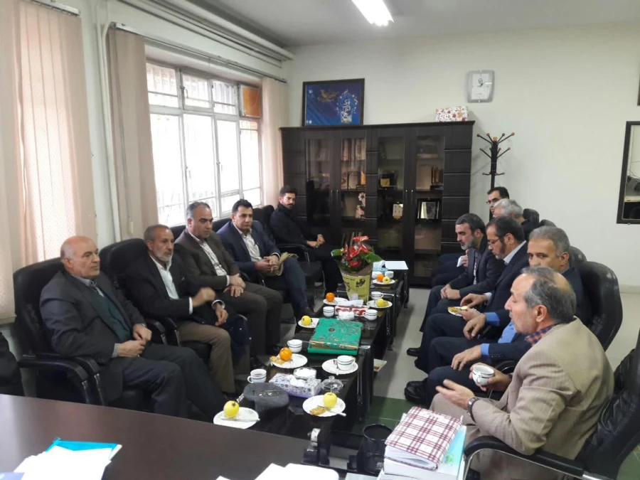 در دانشگاه فرهنگیان استان مرکزی برگزار شد

نشست مشترک سرپرست دانشگاه فرهنگیان با رئیس مجمع خیرین استان و مسولین آموزش و پرورش  2