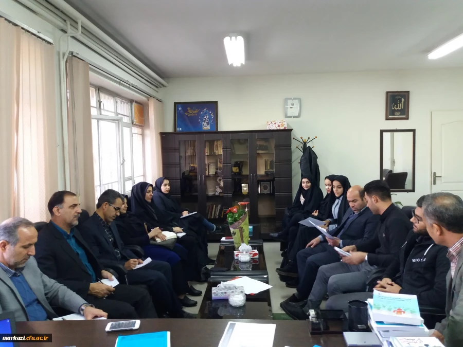 نشست «گفتگوی صنفی دانشجویان با حضور سرپرست و معاونین دانشگاه فرهنگیان» برگزار شد. 2