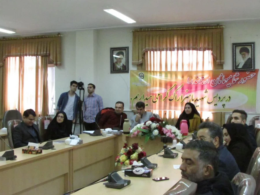 دومین کنفرانس سخنرانی تد اکس برگزار می شود. 8