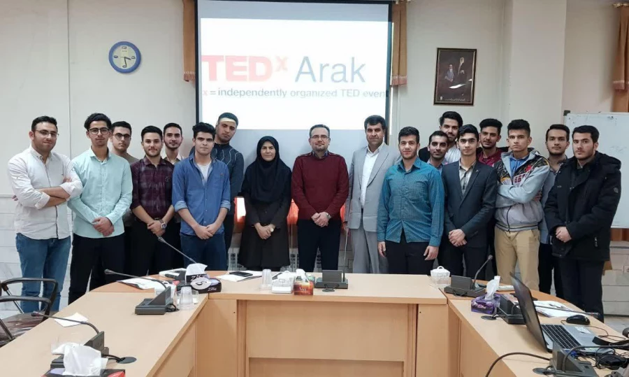 دومین کنفرانس سخنرانی تد اکس برگزار می شود. 9