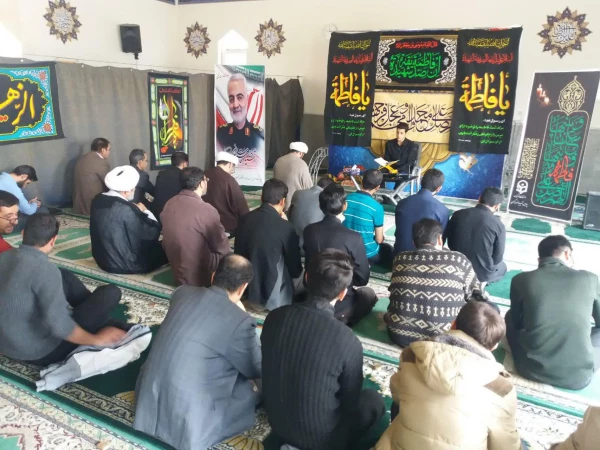 سردار سلیمانی مظهر حیات طیبه بود. 4