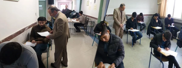 بازدید سرپرست دانشگاه فرهنگیان استان مرکزی از حوزه امتحانی 2